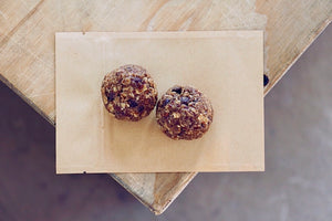 Chocolate Oat Energy Bites (Sunday) - Healthy Breakfast & Snack - Honey Bee Meals | Healthy Prepared Meals & Food Delivery Toronto
