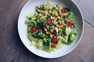 Garbanzo Greek Salad (Sunday) - Plant-Based Meal - Honey Bee Meals | Fresh Food Delivery Service Toronto